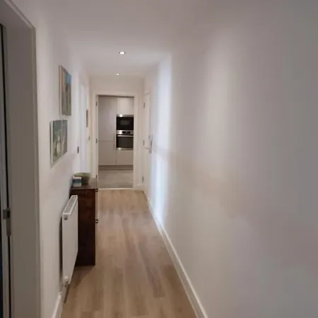 Admiral's View - 1 Lägenhet *