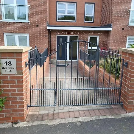 Admiral's View - 1 Lägenhet *